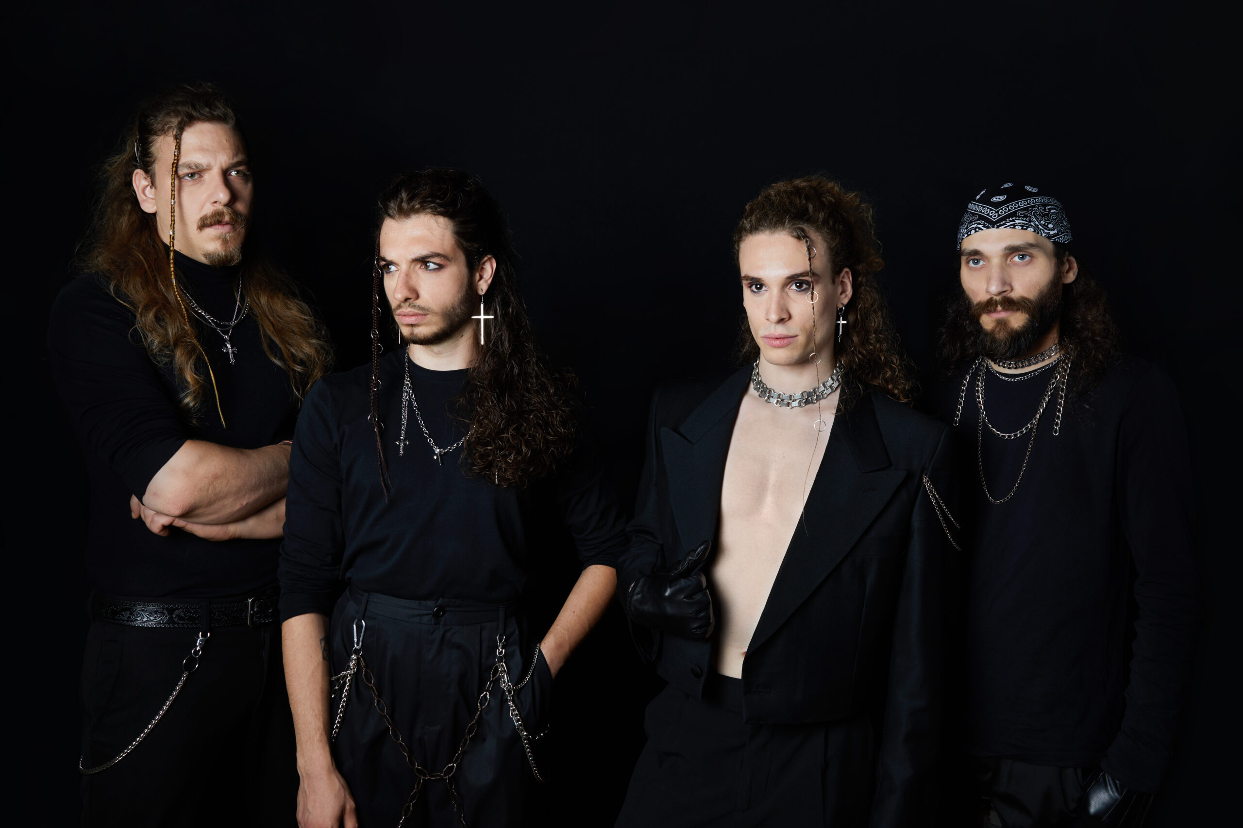 HELIKON // “The Mentalist”. Un inno alla crescita emotiva e alla lotta interiore.