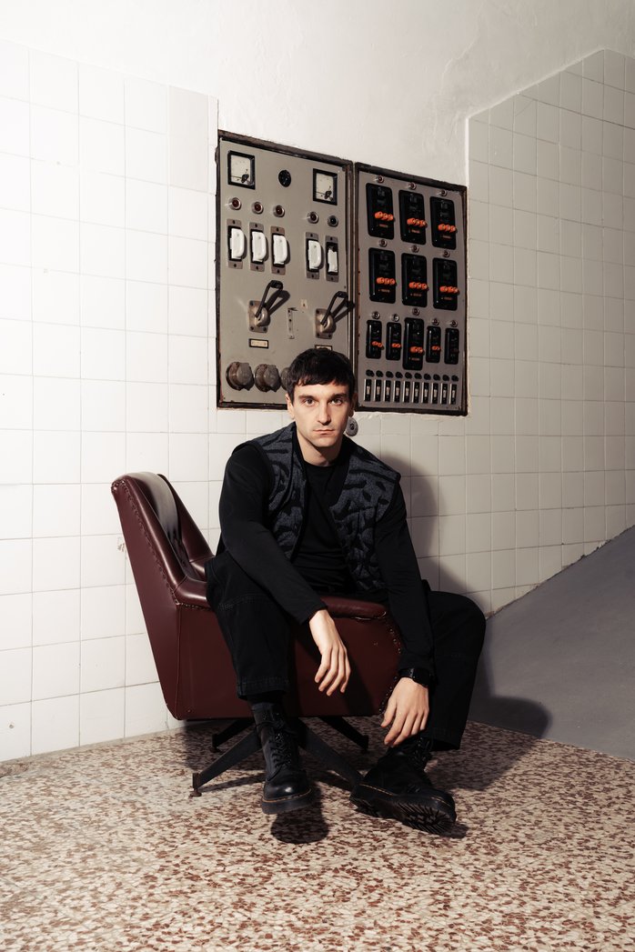 ESTREMO: svela finalmente la tracklist del suo primo progetto da producer “ERA”