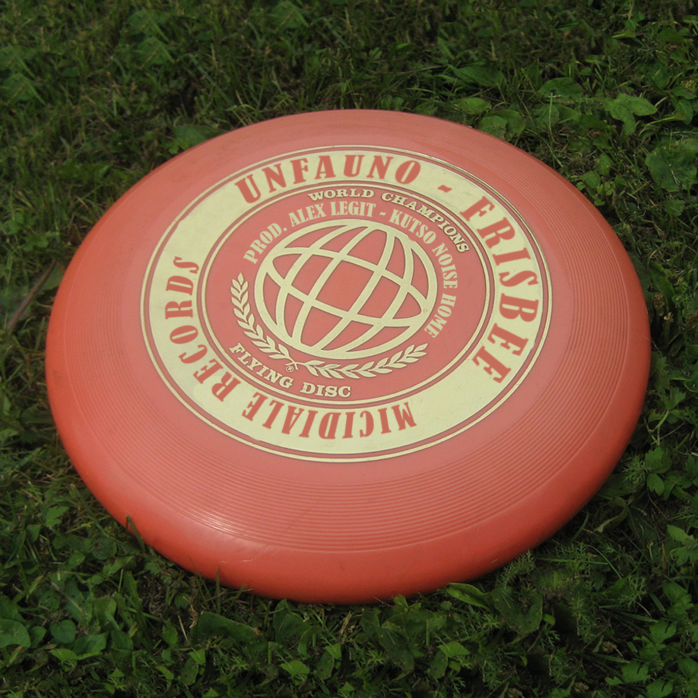“FRISBEE” È IL NUOVO SINGOLO DI UNFAUNO