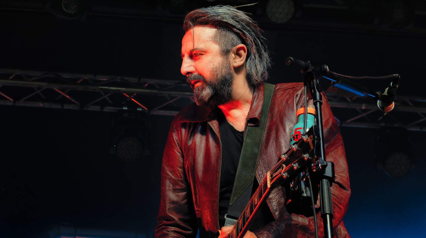 Omar Pedrini: tra aneddoti, musica e consigli per gli emergenti