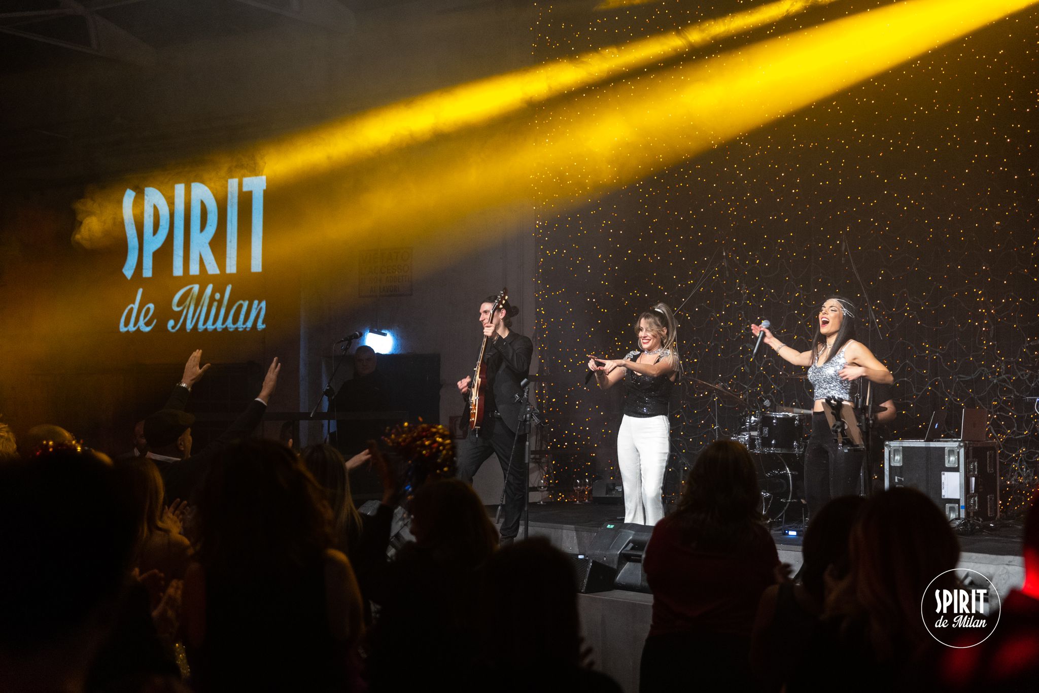 SPIRIT DE MILAN: gli appuntamenti dal 28 gennaio al 2 febbraio nella cattedrale dello swing. Mercoledì 29 gennaio Souvenirs de Django, giovedì 30 gennaio Cristal, domenica 2 febbraio Wunder Mrkt!