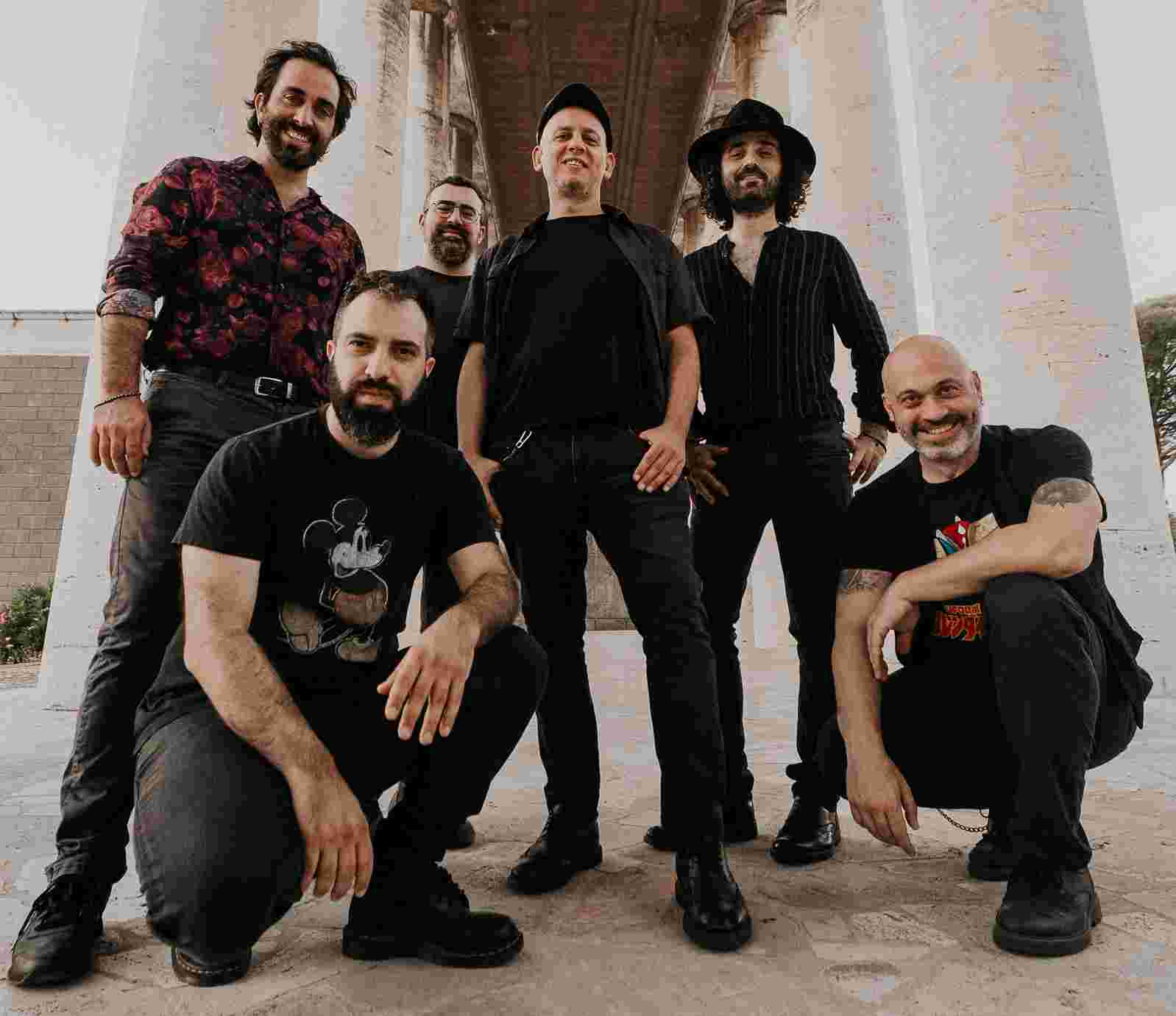 IL MURO DEL CANTO: in concerto il 1° febbraio a Roma con “LA MEJO MEDICINA”, il nuovo album di inediti