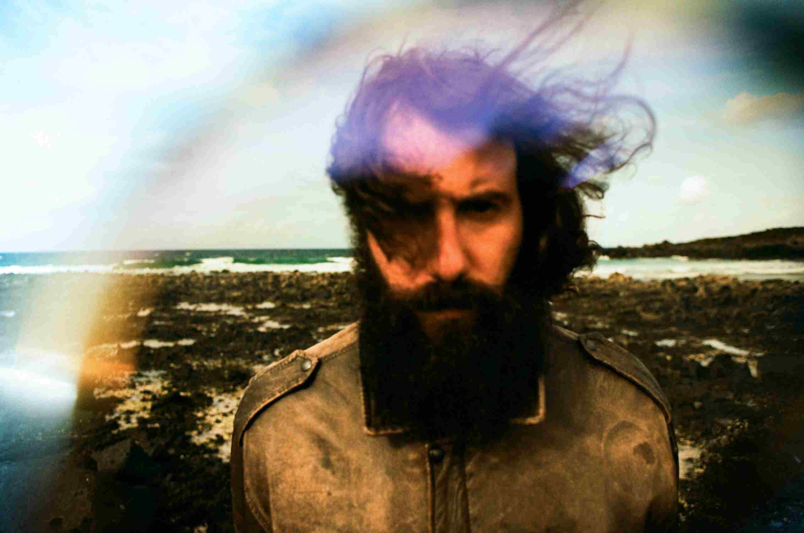 IOSONOUNCANE presenta “Lirica Ucraina”, la colonna sonora del documentario di Francesca Mannocchi