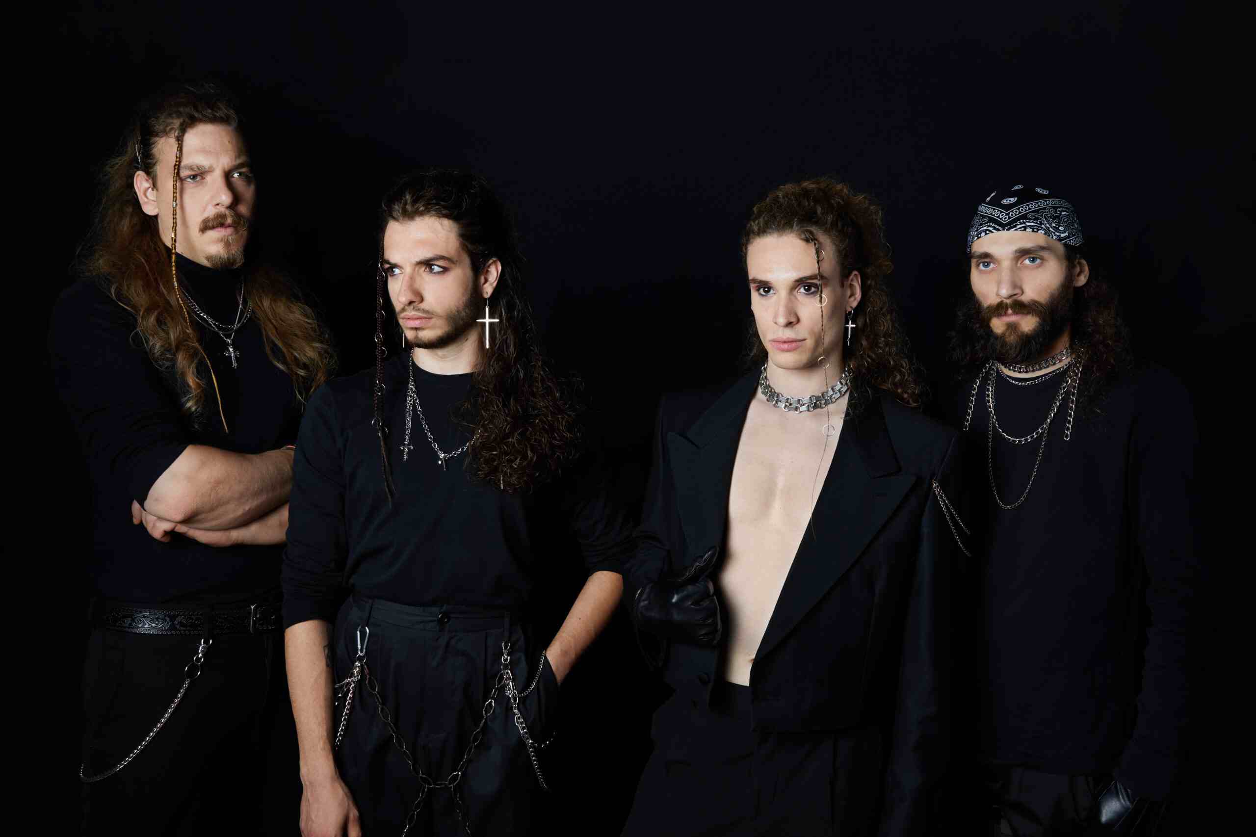 HELIKON \\ “DECEPTION WAR”. Il ciclo infinito dei nuovi obiettivi da raggiungere.