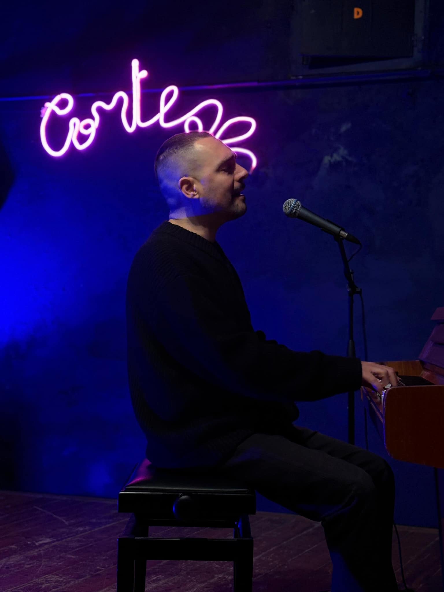 Sabato 29 marzo, CORIGLIANO D’OTRANTO, Michele Cortese e Cristina Carlà per la rassegna “Stasera? Divano!” al Laboratorio Urbano Giovanile