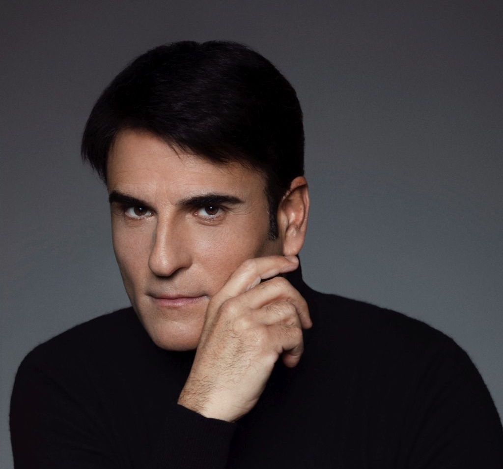 SAL DA VINCI: per la prima volta live a Piazza del Plebiscito il 6 settembre 2025 con “STASERA CHE SERA! SPECIAL EDITION”