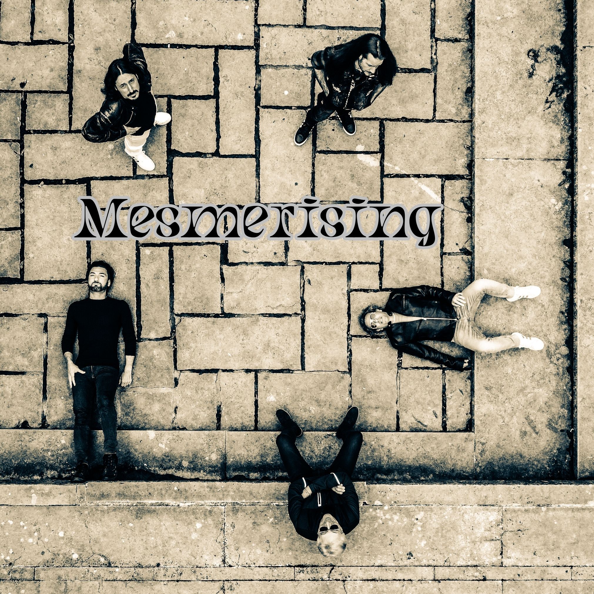 MESMERISING: “SOLITARY SPARK”. Prog e filosofia.