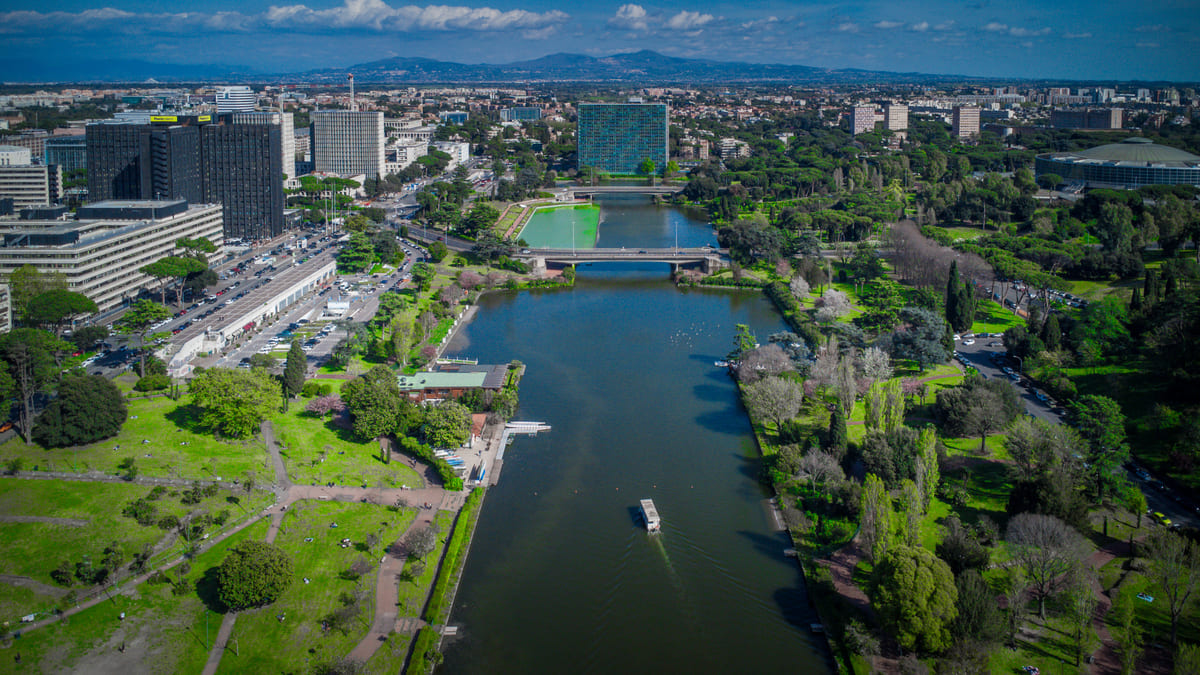 Opera Boat 19-23 maggio, Parco Centrale del Lago dell’EUR: l’Opera diventa viaggio nel cuore della città