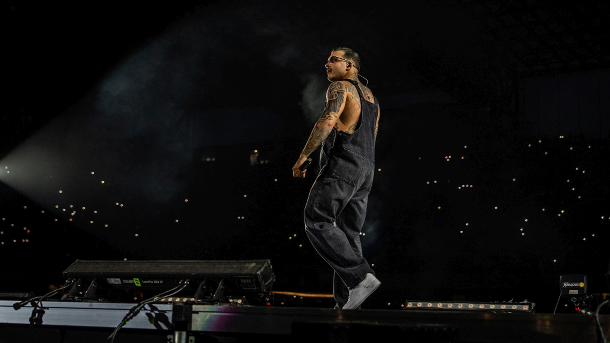 GEOLIER: al via domani dal Trento Live Fest il suo tour estivo, che lo vedrà protagonista per ben due date consecutive all’Ippodromo di Agnano e con una chiusura in grande stile a settembre all’Arena di Verona