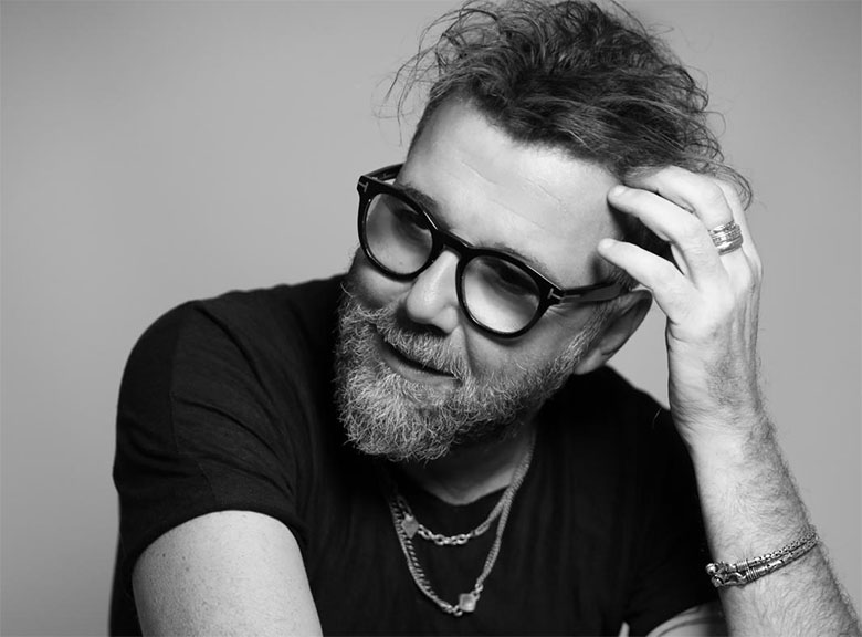 Fuori il video di “In fuga verso il sole”, il nuovo singolo inedito di Paolo Vallesi