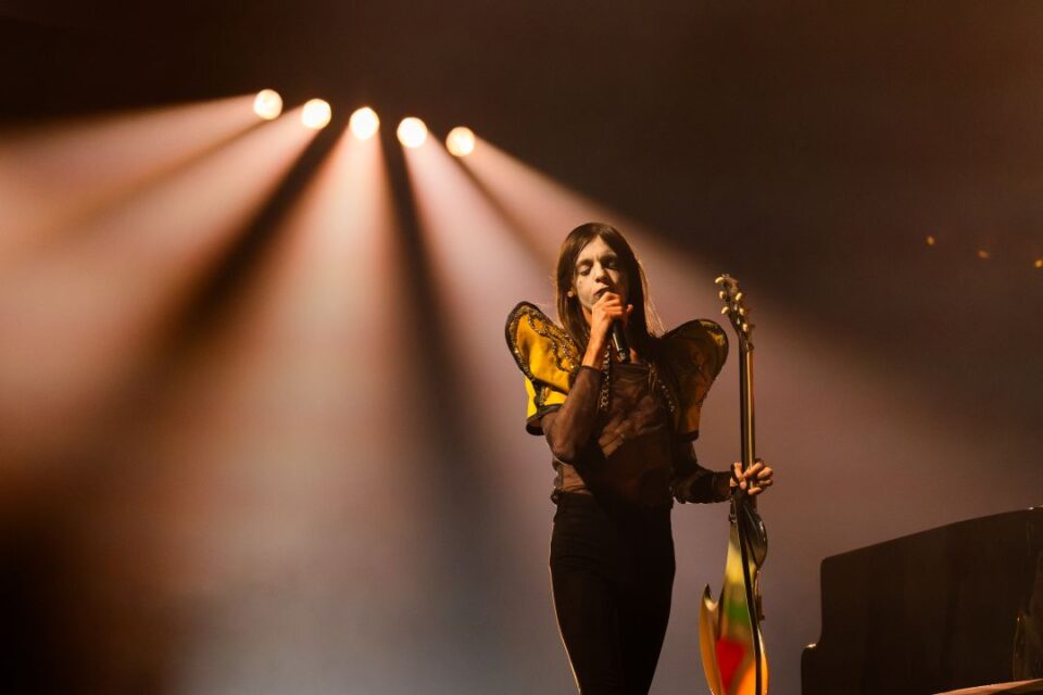 Indie Music Like: chiude la 21^ stagione della classifica indie più longeva d’Italia con Lucio Corsi, I Ministri ed Emma Nolde!