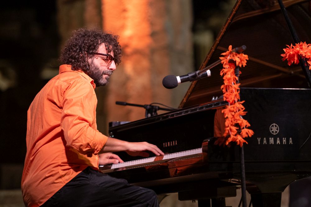 “Volver”, 90 anni e non sentirli: quando il tango incontra l’eternità Fabrizio Mocata ci racconta l’incontro magico con Omara Portuondo, tra jazz, bolero e memoria