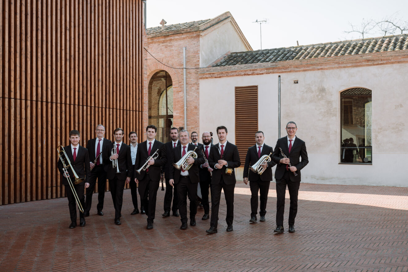 Domani l’orchestra catalana Cobla Sant Jordi in concerto a Cuneo e giovedì a Saluzzo per l’avvio di Occit’amo