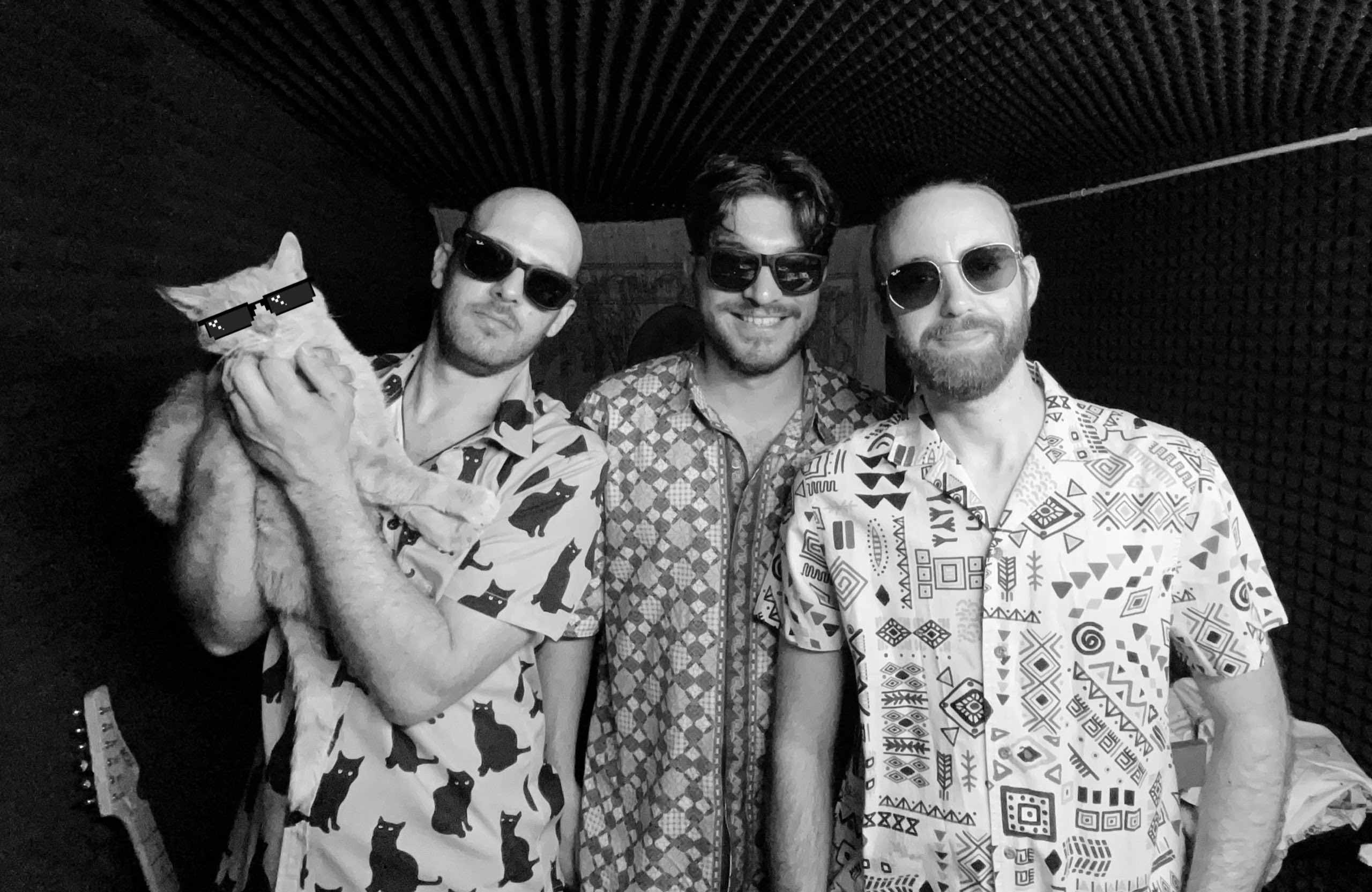 TRISLAIS \\ “CANZONE DA CAZZEGGIO”. Riflessioni a braccio sulla vita quotidiana