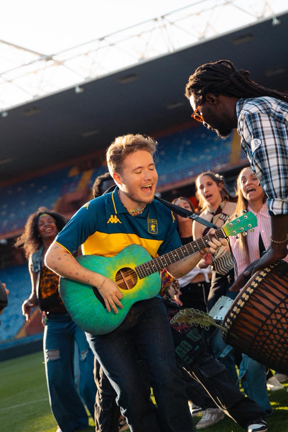 EarOne – Classifica Airplay Radio | In testa sempre Alfa con Manu Chao