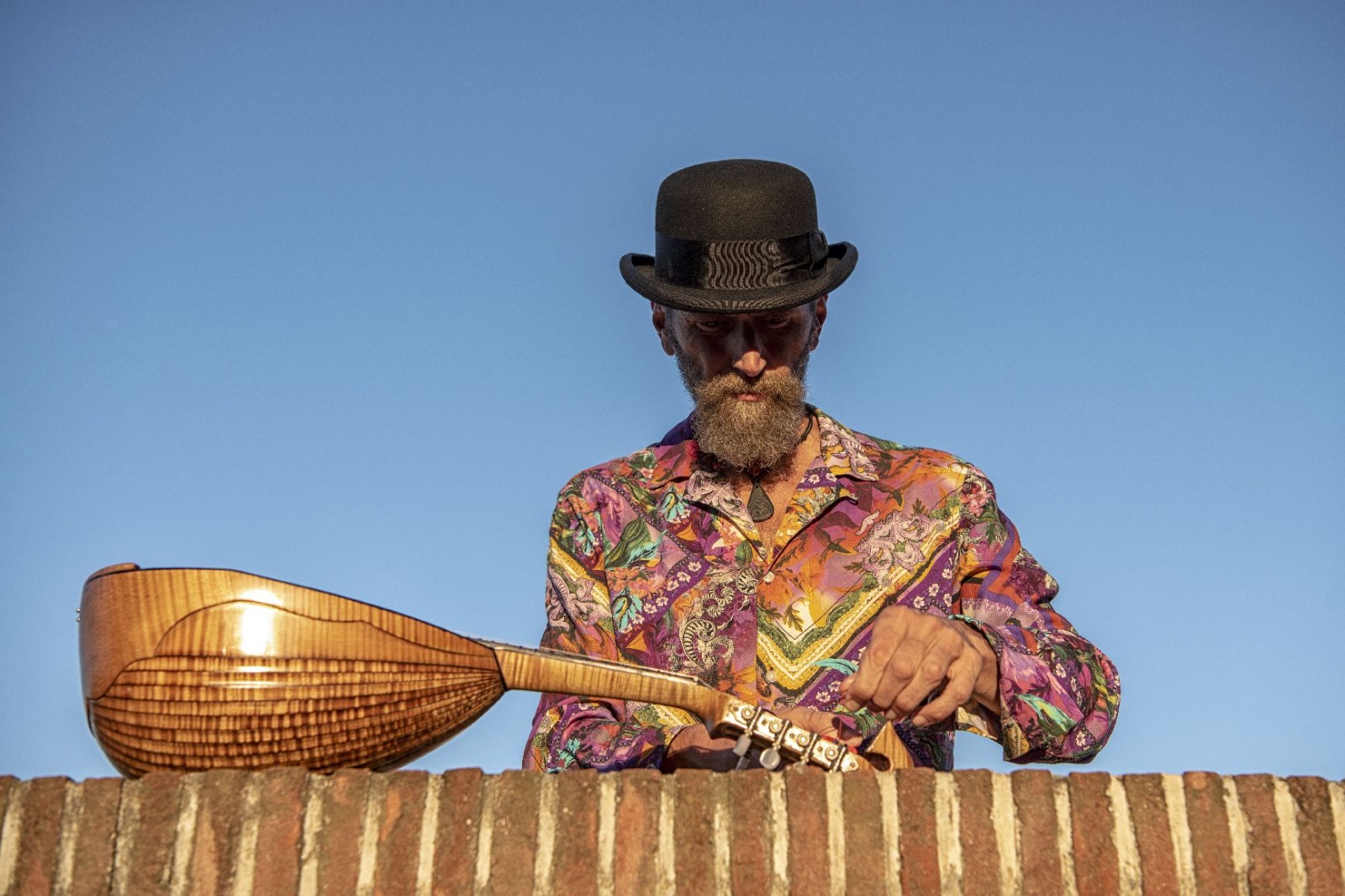 IL RE DEL MANDOLINO CARLO AONZO IN ESCLUSIVA A SOGLIANO AL RUBICONE (FC) PER IL FESTIVAL BORGO SONORO