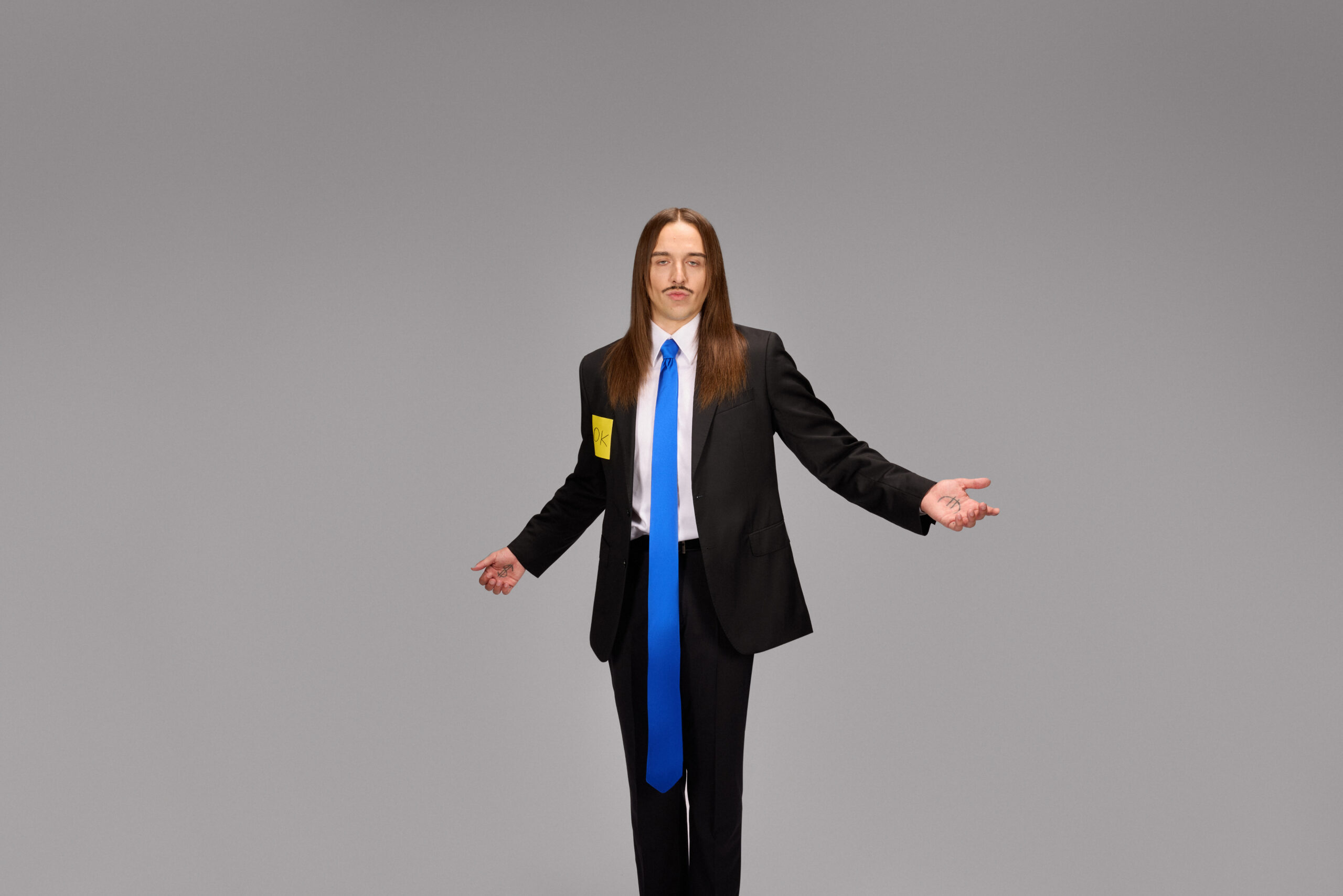 TOMMY CASH: torna con “OK”, il nuovo singolo interamente in italiano fuori ovunque venerdì 22 agosto