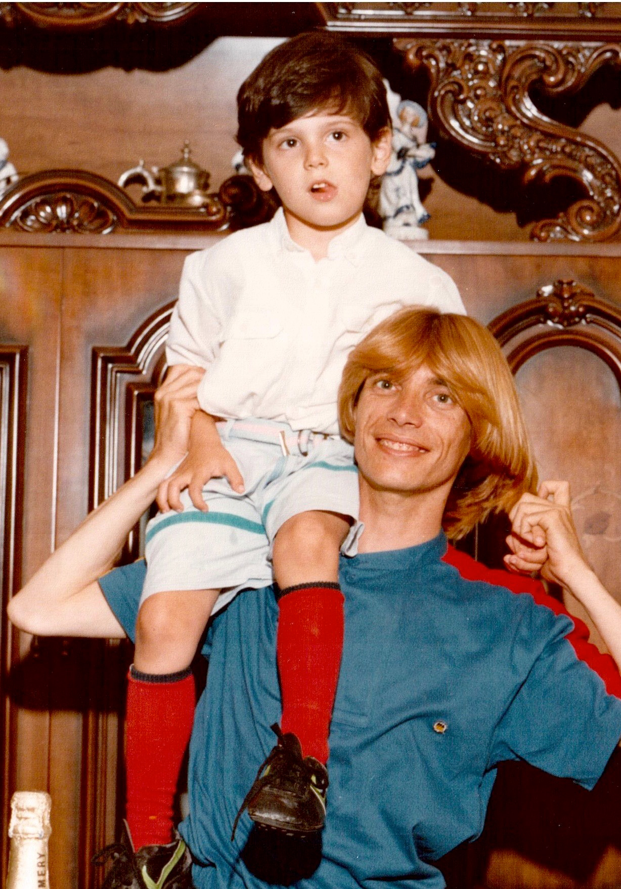 “NINO. 18 GIORNI”, un film di TONI D’ANGELO oggi (ore 15.00) in anteprima Fuori Concorso a VENEZIA e dal 20 novembre al cinema per NEXO STUDIOS