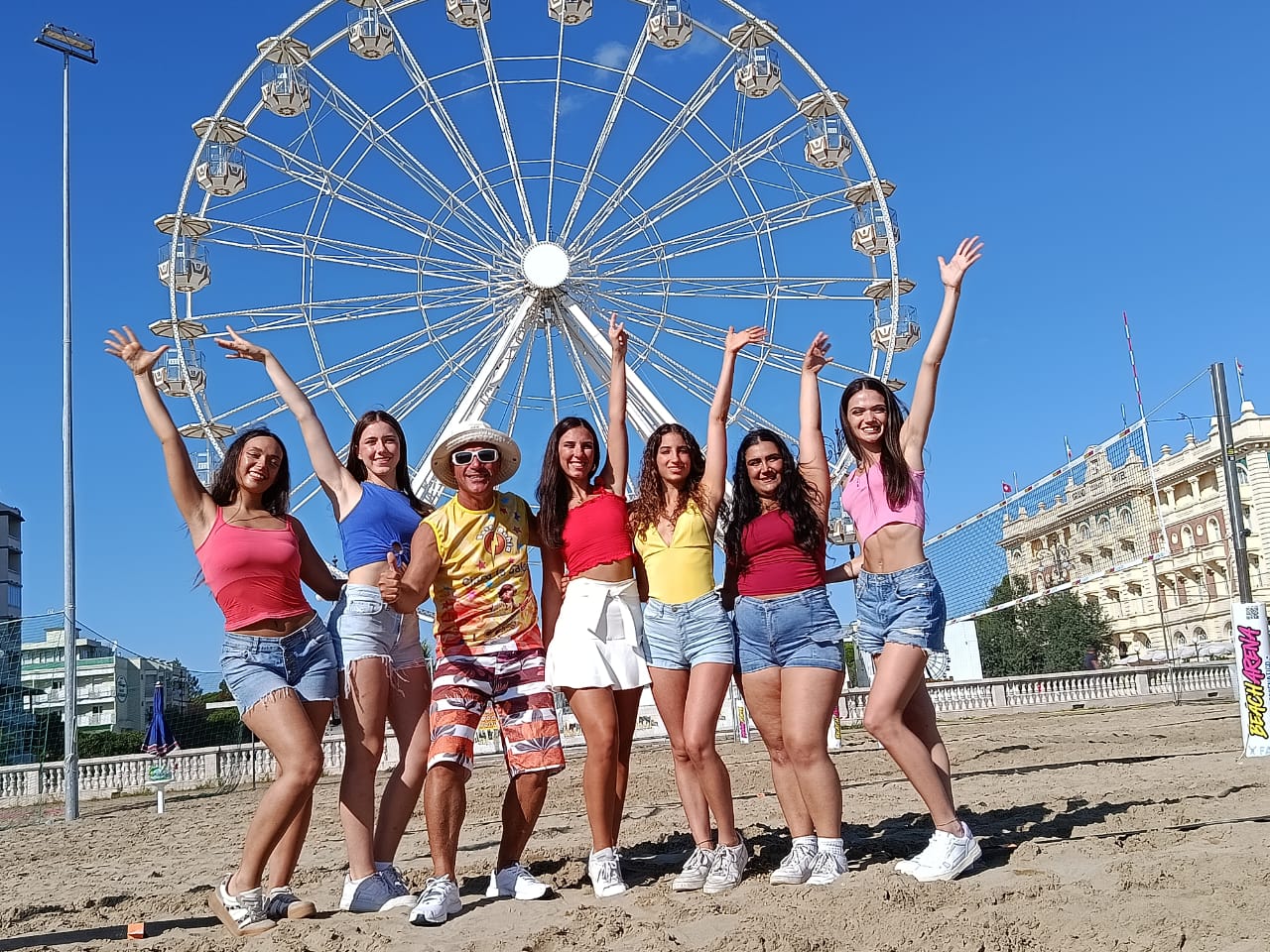 Il ciclone Betobahia porta a Cesenatico la “Jumbo Dance”