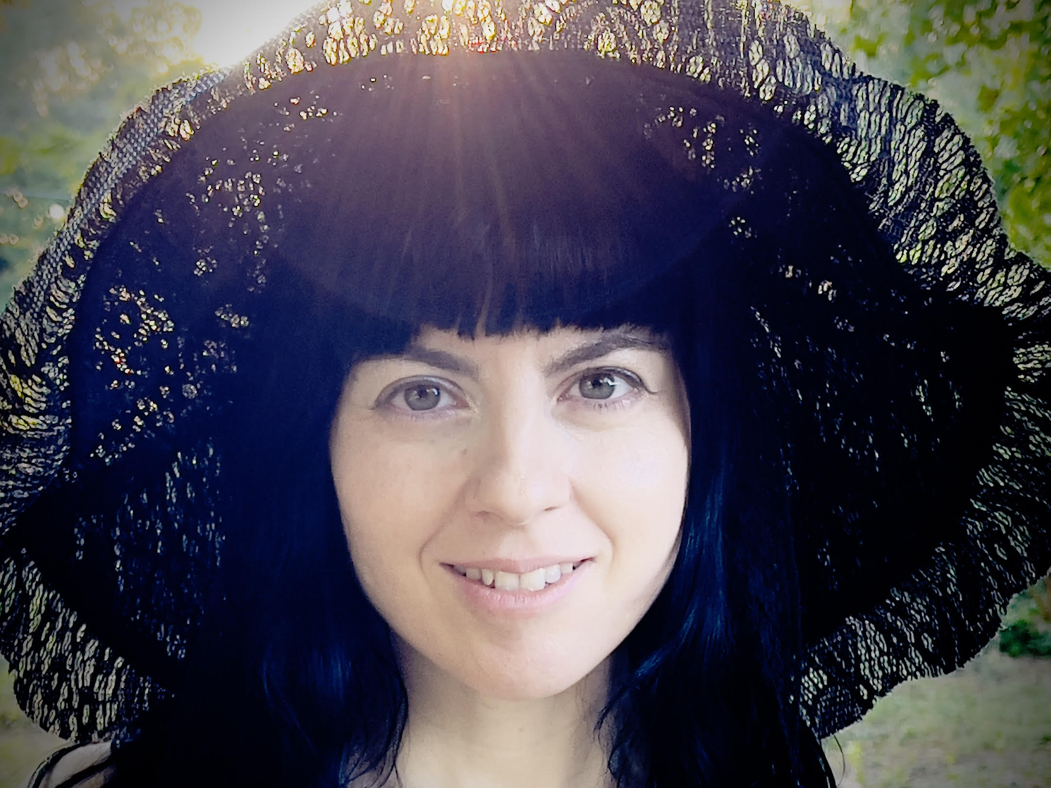 “Corri e ferma quel treno. Fallo tornare indietro.” Roberta Giallo interpreta Balla balla ballerino per commemorare le vittime della strage del 2 agosto 1980