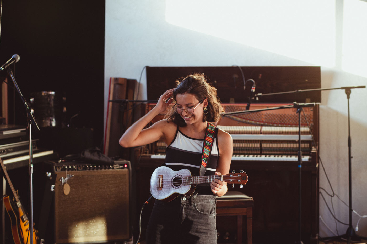 Tra poesia e nuovi inizi: la maturità artistica di g.em in Comete