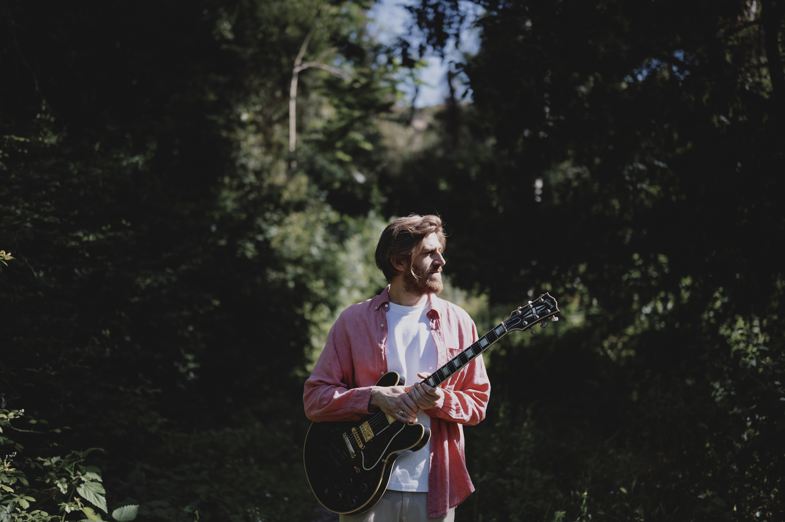 ANDREA MOLINARI: il chitarrista marchigiano pubblica il nuovo album Awakening – il tutto nel nulla