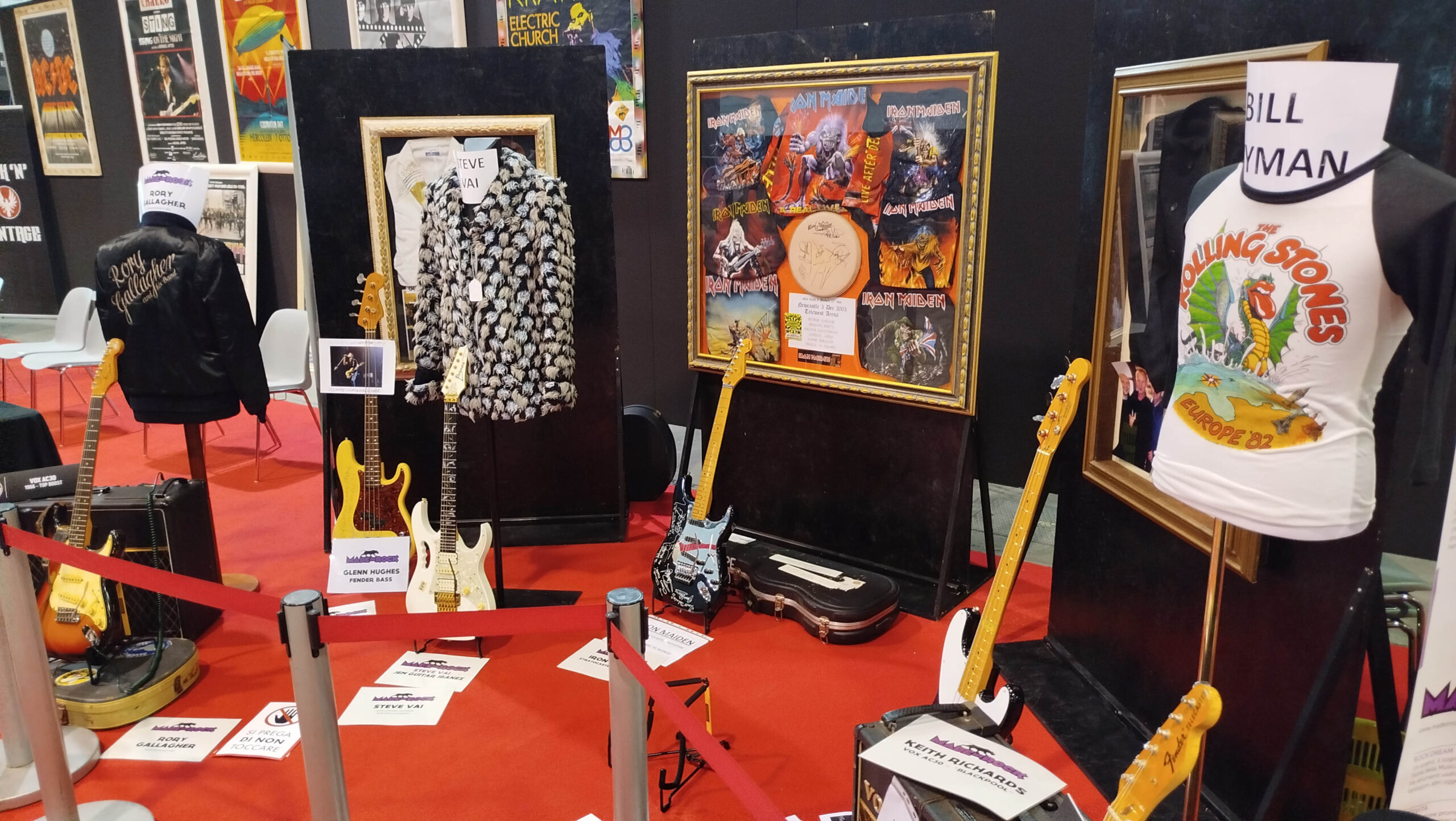 Dal 26 al 28 settembre a Cremona, all’interno di Cremona Musica, torna l’ELECTRIC SOUND VILLAGE! Lo spazio dedicato alla liuteria elettrica e alla storia della musica rock