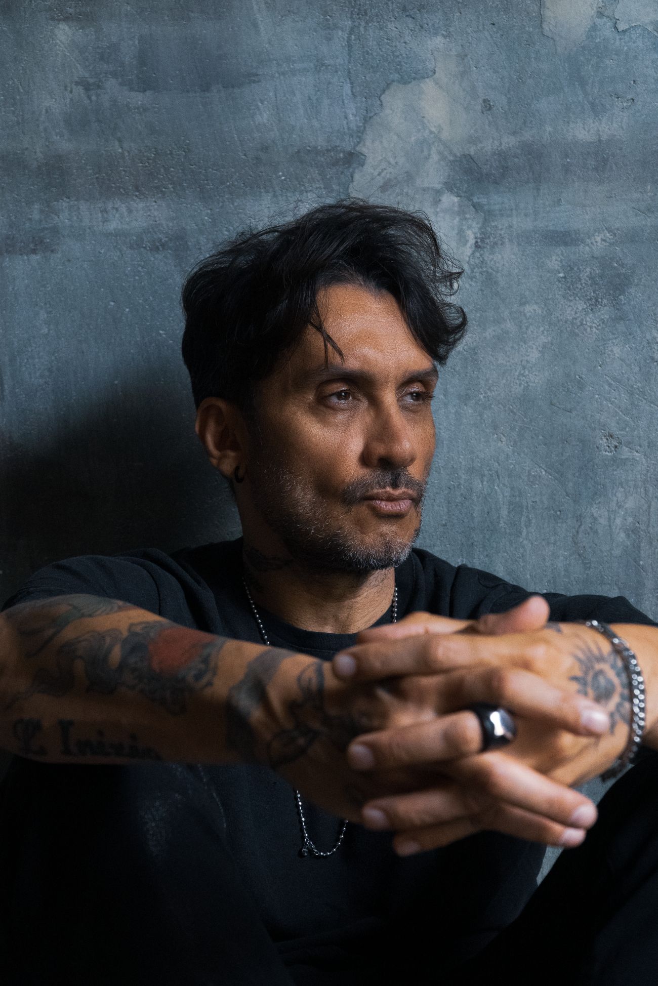 Il 14 novembre esce in cd, vinile e musicassetta “NON HO PAURA DI NIENTE”, il nuovo album di FABRIZIO MORO, da oggi disponibile in pre-order