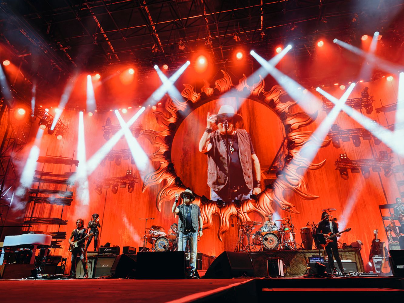 ZUCCHERO “SUGAR” FORNACIARI giovedì 25 settembre festeggia il suo 70° compleanno con il 7° dei suoi 12 show all’Arena di Verona… e a luglio 2026 torna live negli stadi italiani!