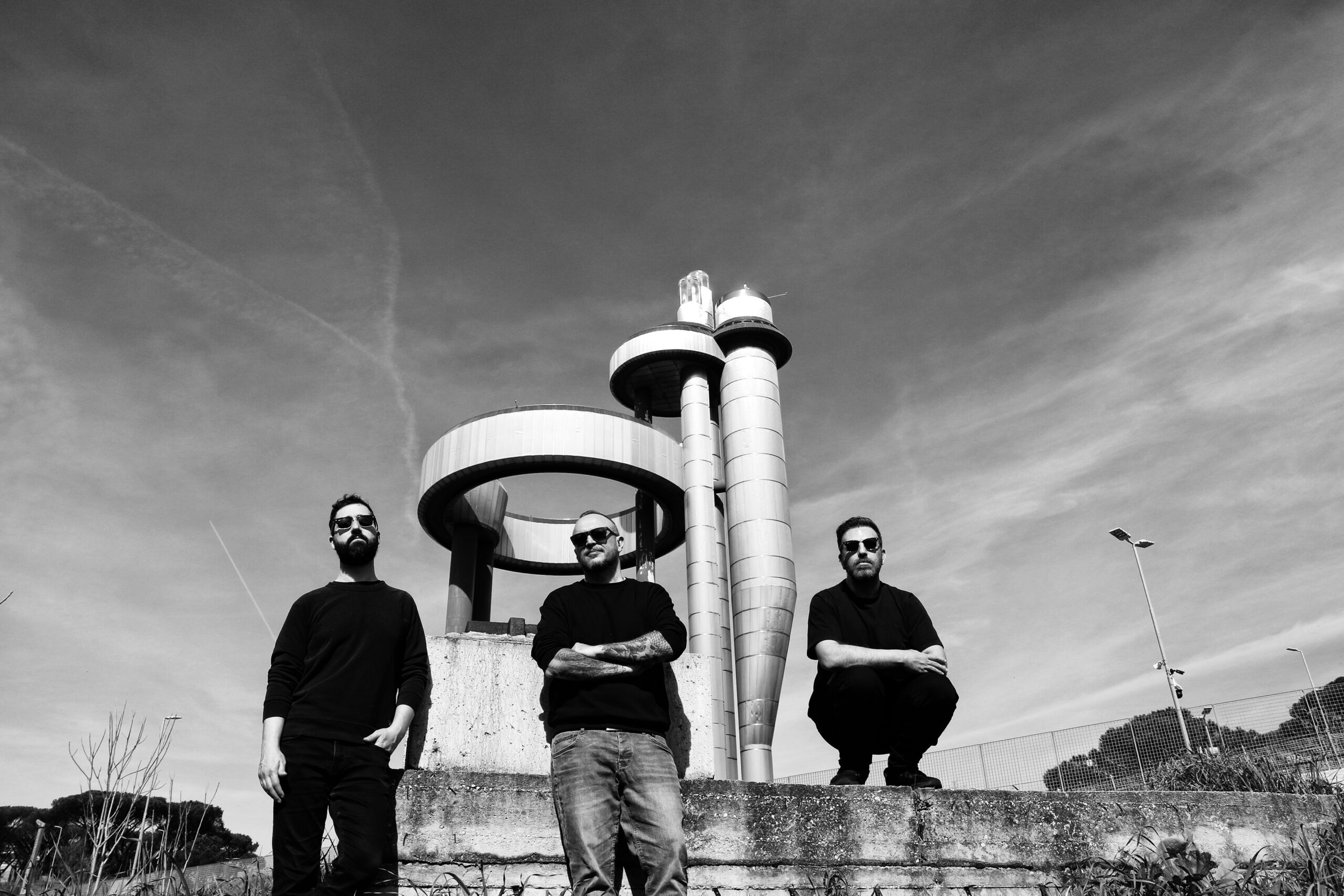 Gli ASTRASONORA debuttano con “QUARZO”