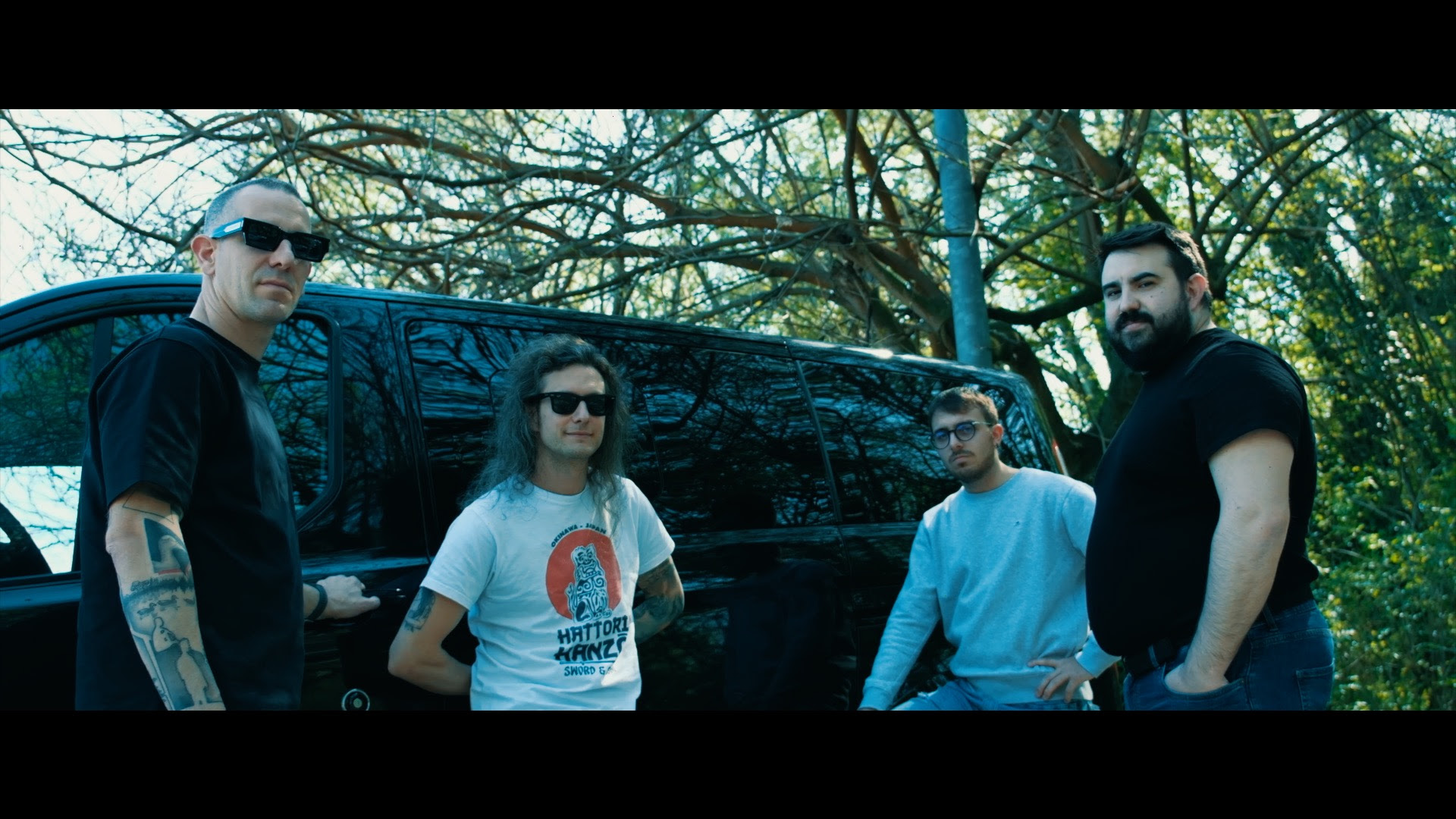 AJNA \\ “LA VITA SCORRE”. Osservare il fiume degli eventi