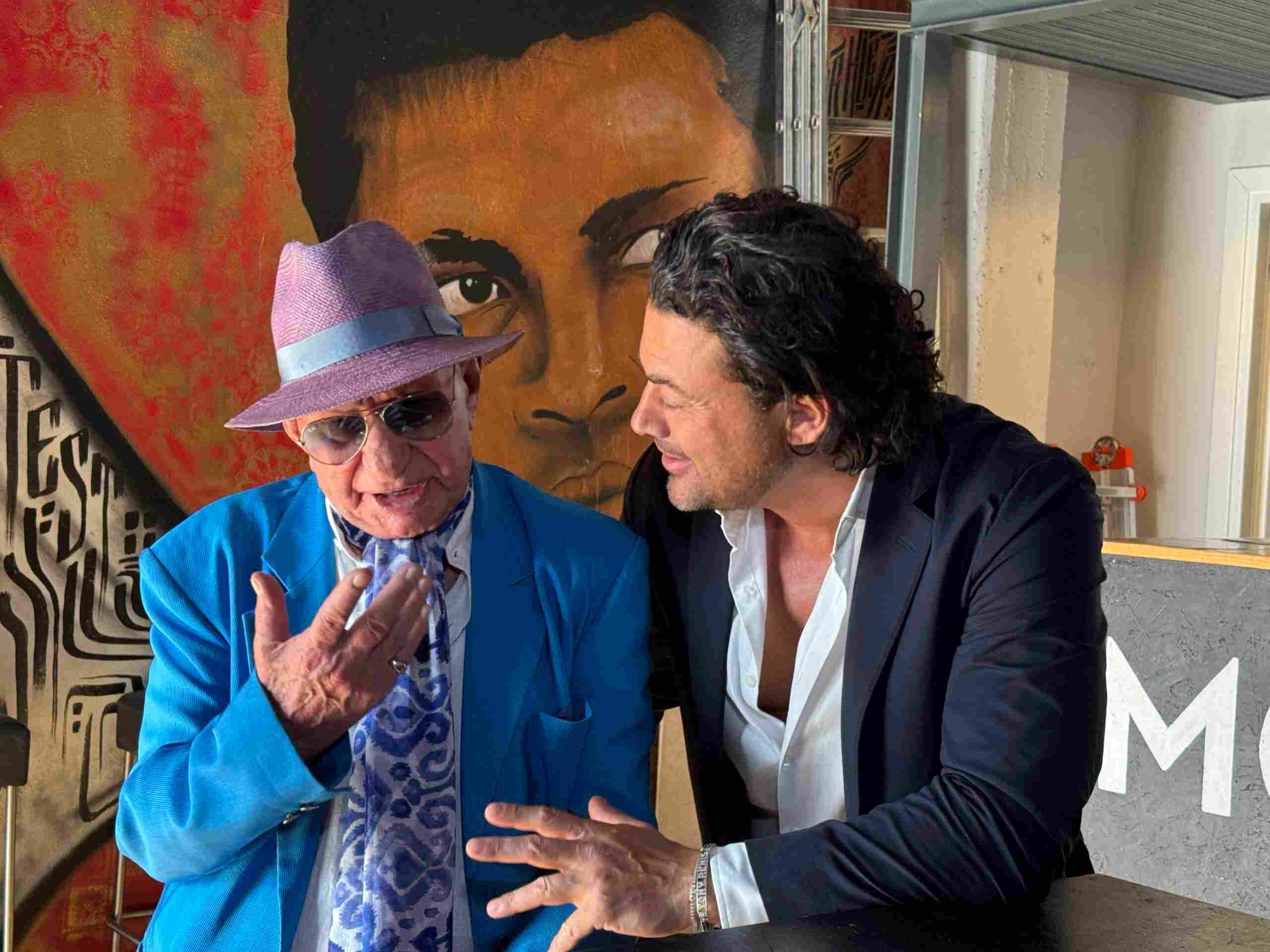 Nella ricorrenza della nascita di Diego Armando Maradona, Nicola Di Bari e Vittorio Grigolo annunciano l’arrivo del brano “De vez en cuando” per ricordare il grande campione