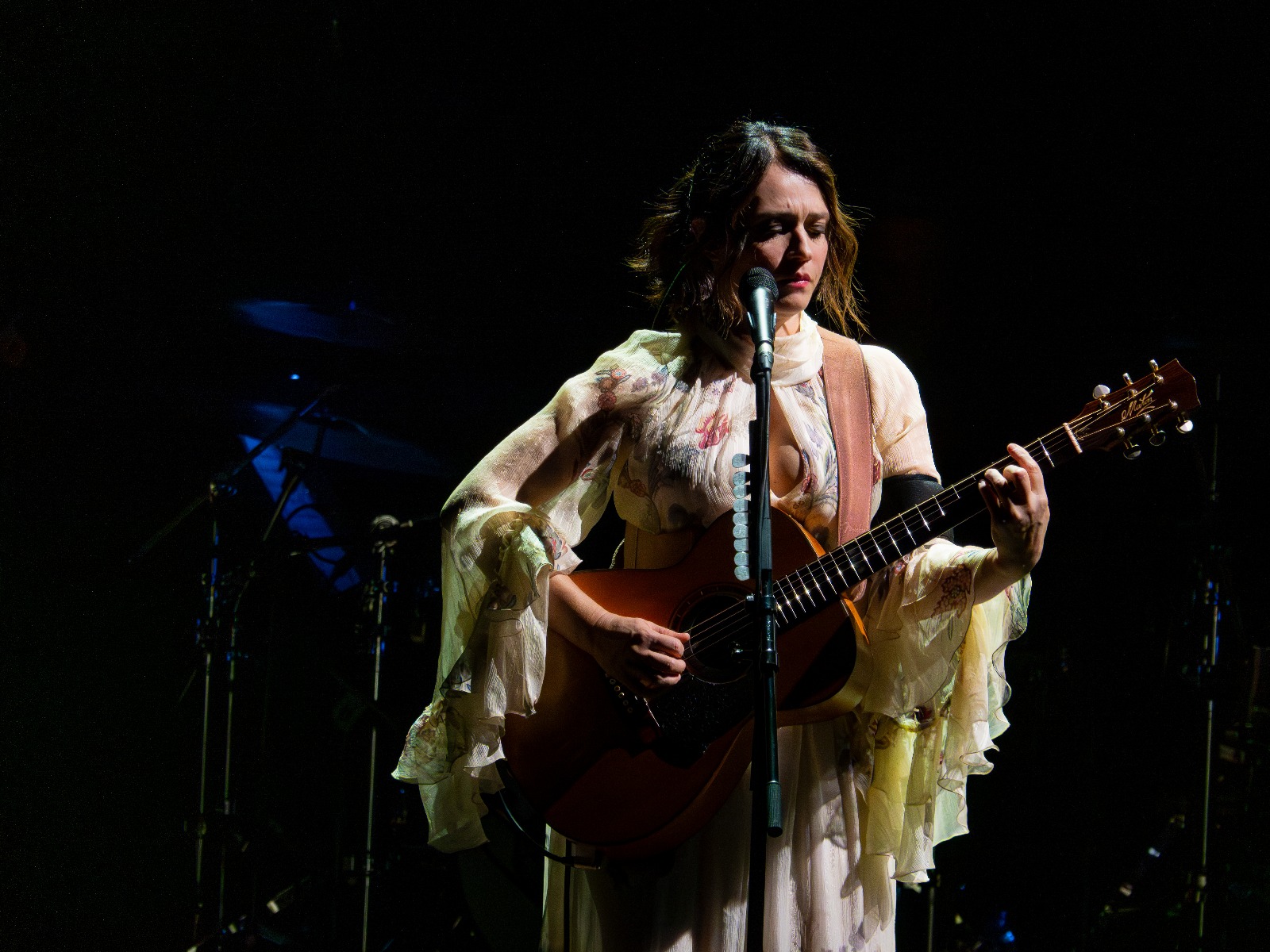 CARMEN CONSOLI, lun 3 e mar 4/11 Teatro Verdi Firenze – Amuri Luci Tour