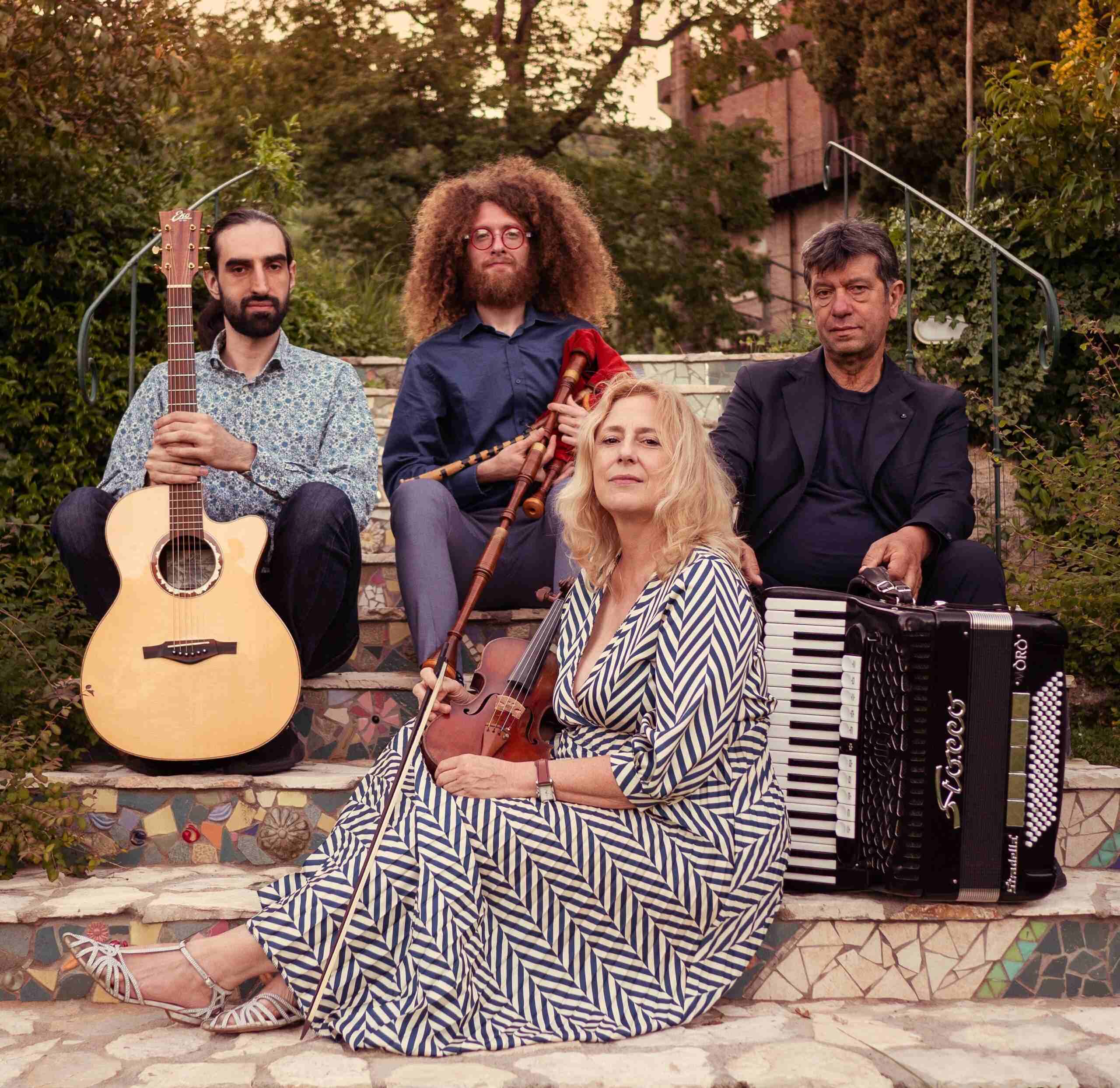 Museo Nazionale degli Strumenti Musicali: Dalla chitarra multicorde alla poesia di Caproni: un nuovo weekend per “Mondi Sonori” sabato 18 e domenica 19 ottobre