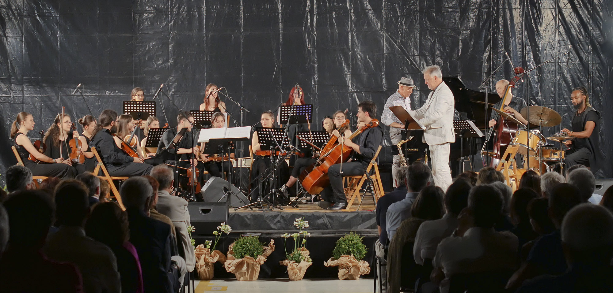 LUIGI MARTINALE QUARTET CON L’ORCHESTRA DA CAMERA DEL CONSERVATORIO “GHEDINI” DI CUNEO // da oggi in streaming, digitale e CD “INVISIBLE CITIES” il nuovo disco ispirato a “Le città invisibili” di Calvino