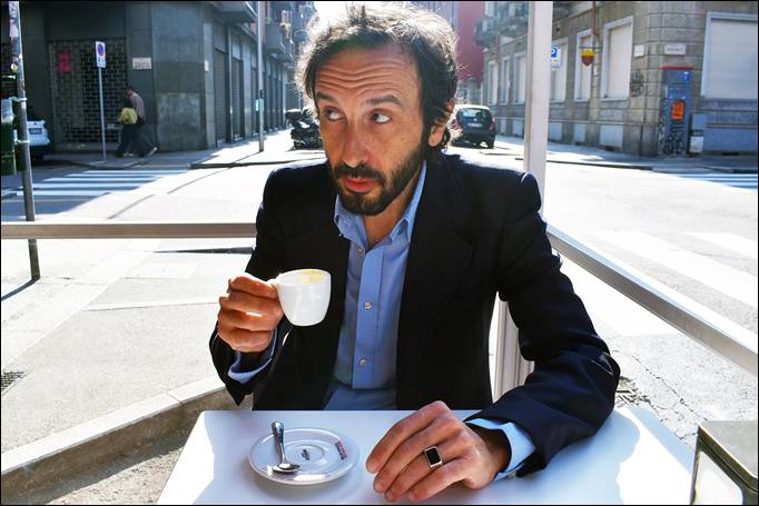 Mao apre il tour dei Delta V e presenta in anteprima assoluta le sue nuove canzoni