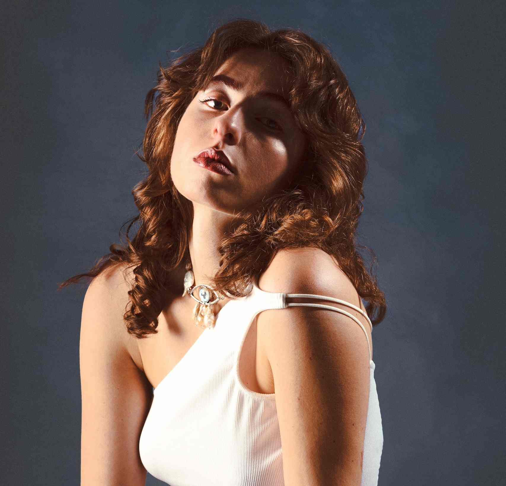 LAURYYN: i brani di “ARITMIA” nei club e nei festival. Le prime date del tour indoor