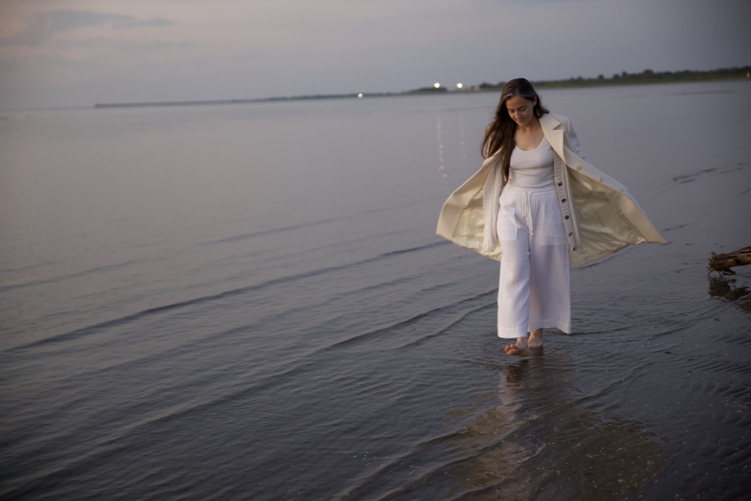 VERONICA MARCHI: il 7 novembre al Teatro Camploy di Verona si terrà il concerto-evento per festeggiare i 20 anni di carriera della cantautrice e produttrice veronese