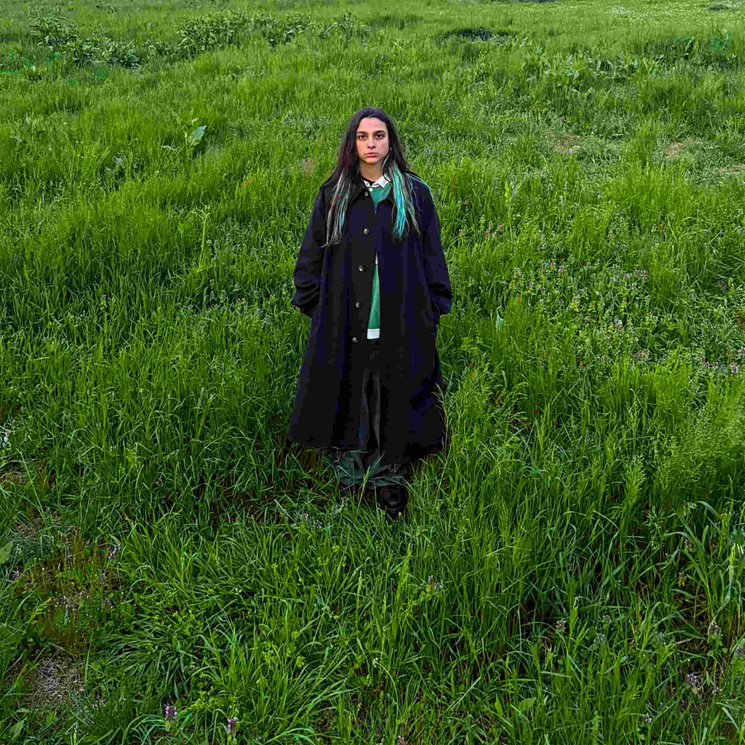 tabascomeno: “Tavolo tondo” è il secondo singolo con Acqua Distillata