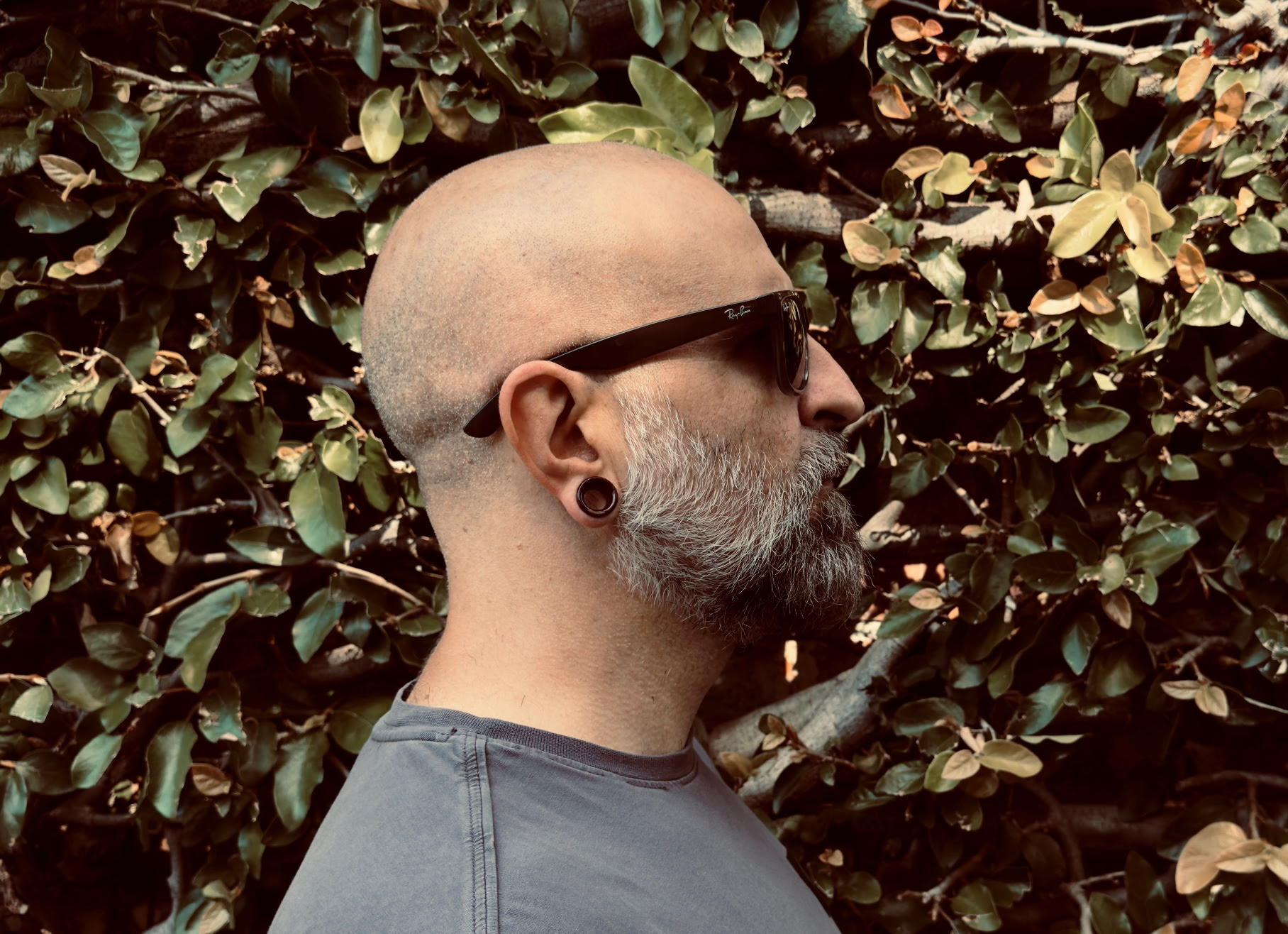 LUKE STYLE “Uccideremo la democrazia”: il nuovo singolo tra rabbia, libertà e consapevolezza