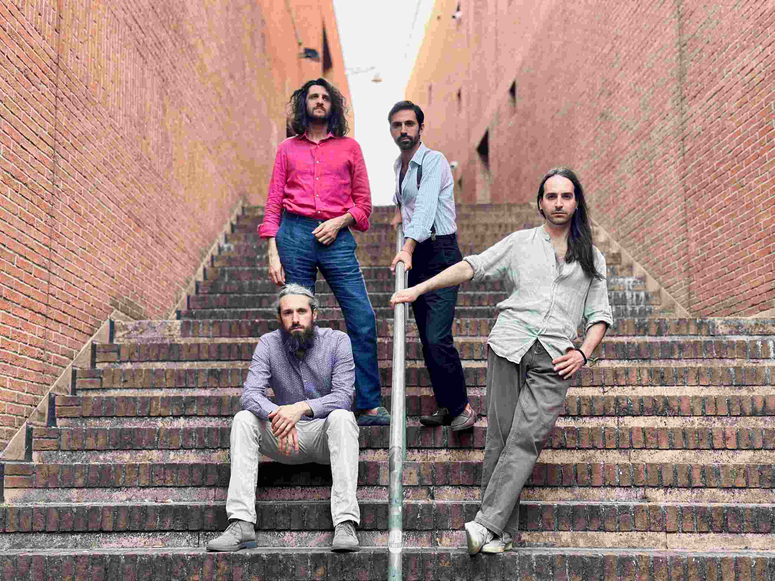 THE SUNSET ESCE OGGI “UPON THE APPLE” IN VERSIONE LIVE!