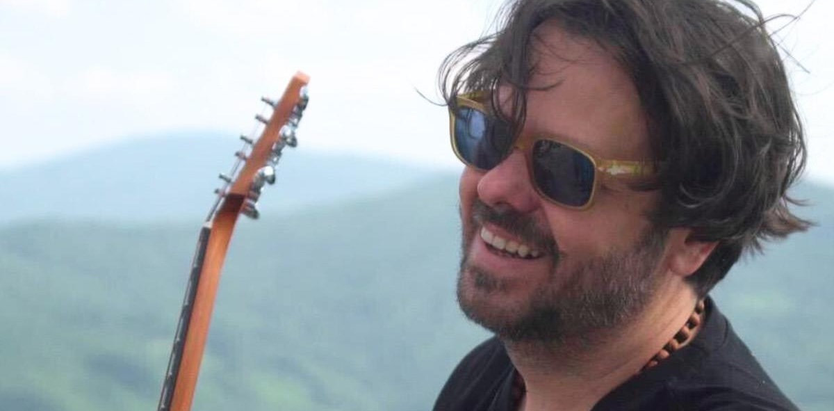 Luca Frigeri: la spiritualità di forme di nuovi orizzonti pop