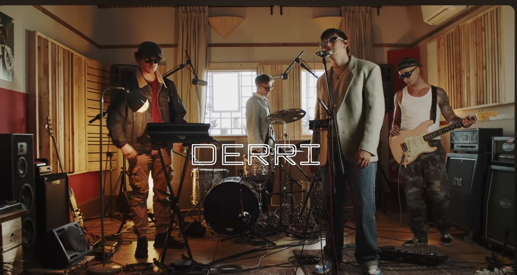 Fuori ora una speciale live session per il nuovo singolo di DERRI