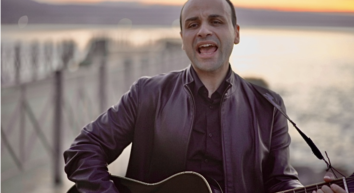 Alberto Tripaldi lancia “Per dirti grazie”: la ballata pop-rock che celebra l’amore paterno