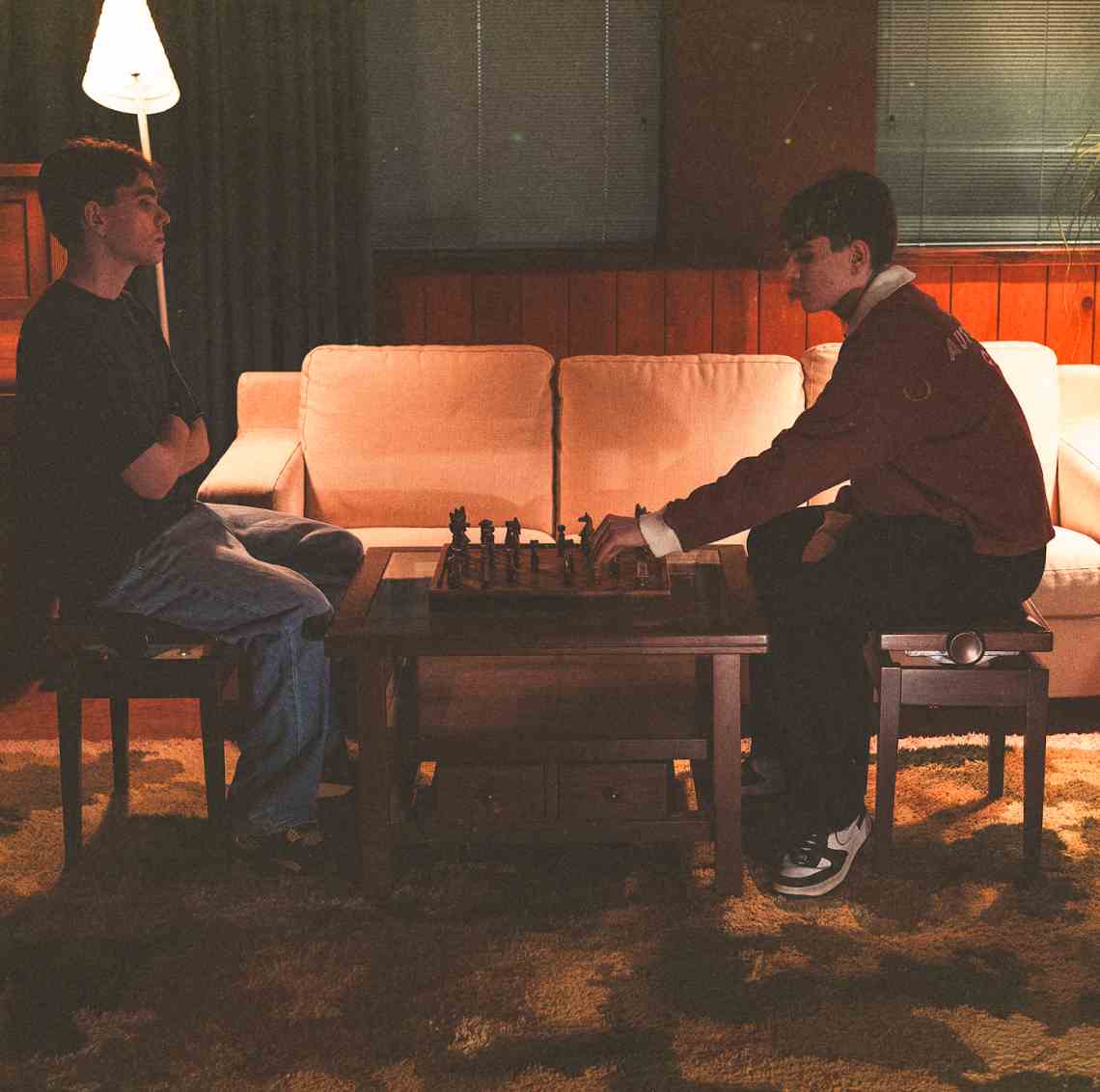 TOMA torna il 21 novembre con “Una vita con te”: nuovo capitolo del suo percorso cantautorale