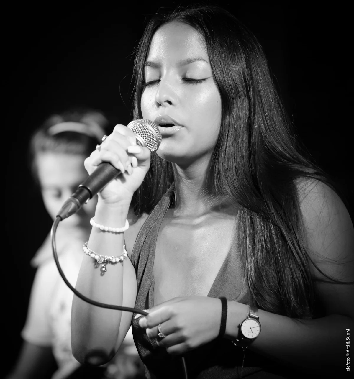 STACY B: dal 14 novembre in digitale e in radio “NOTHING AT ALL” il nuovo singolo