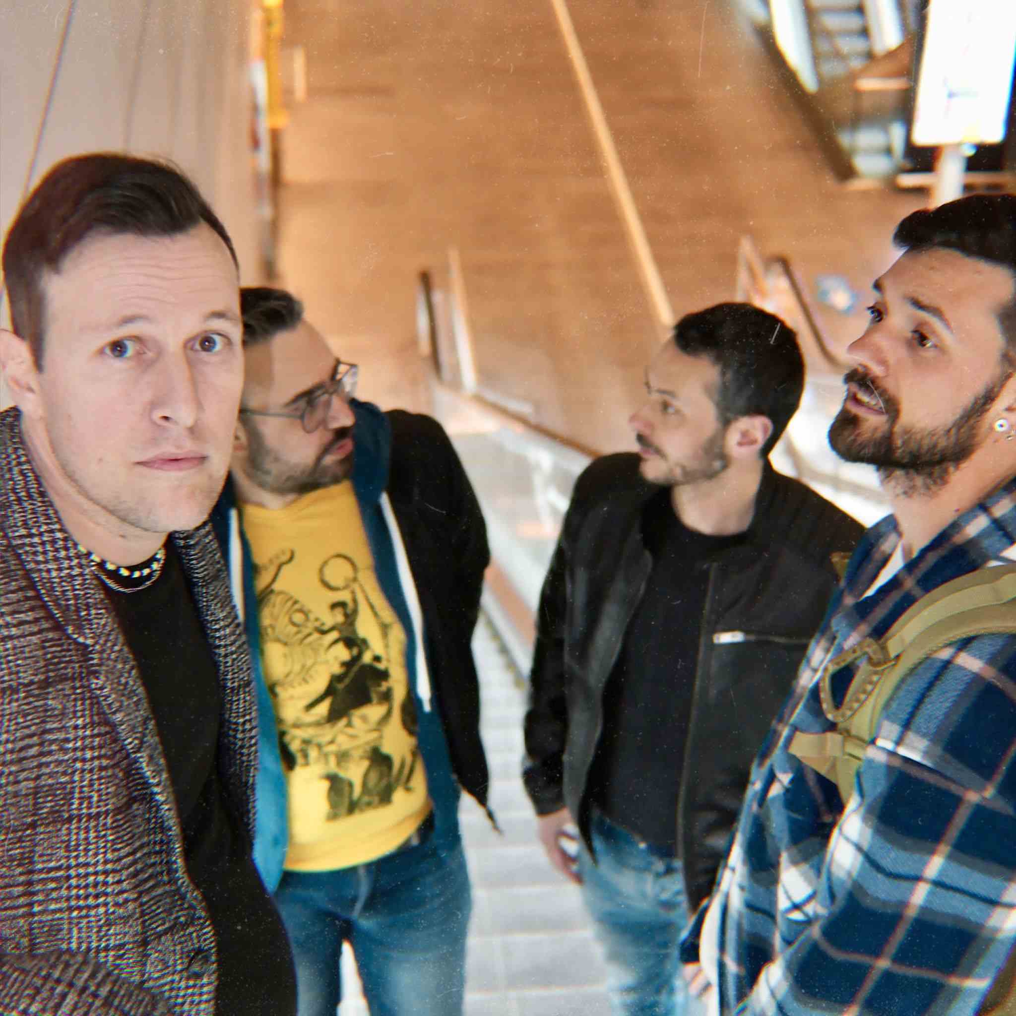 KAUFMAN tornano il 7 novembre con “CRASH BANDICOOT” una ballata pop agrodolce che racconta un amore giovane e instabile