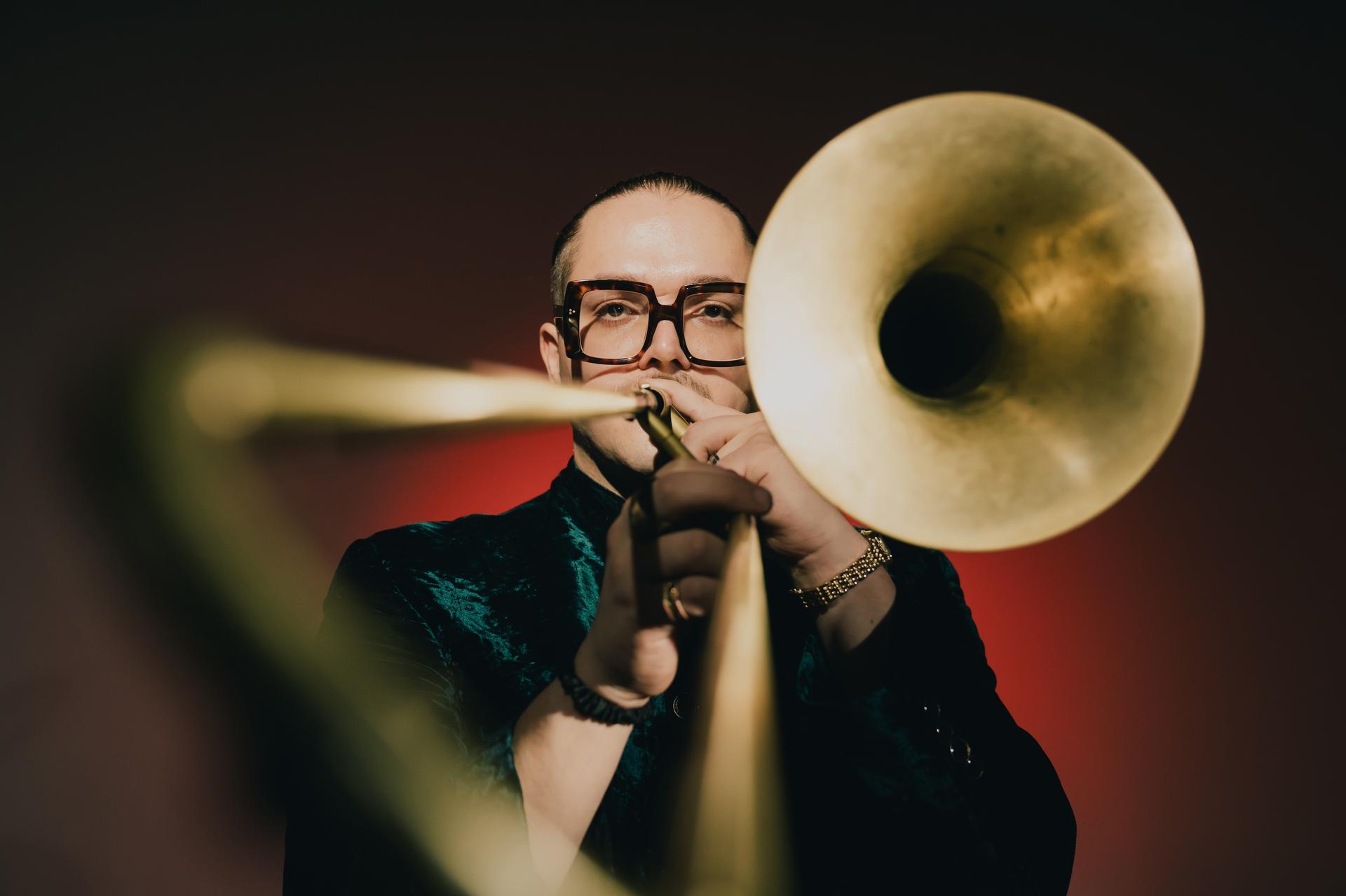 MATTEO PAGGI: prosegue il tour di “GIRAFFE”