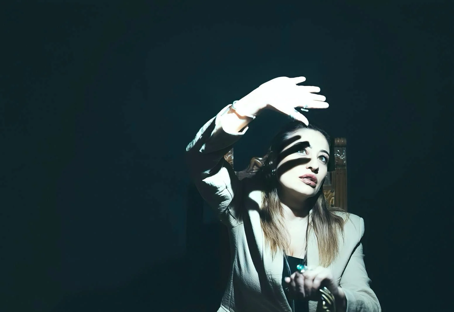 AVA: dal 14 novembre in radio “REQUIEM” il nuovo singolo