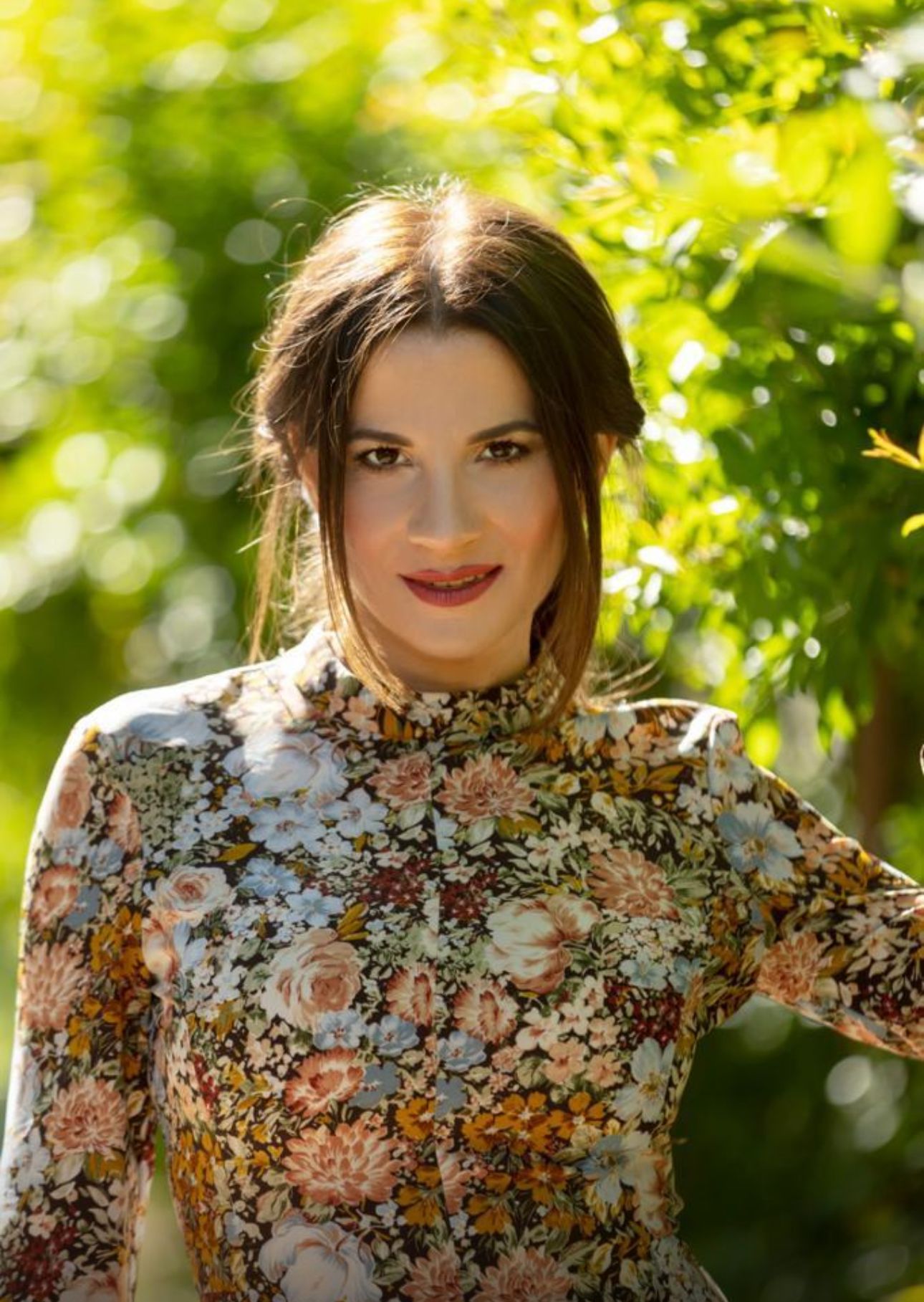 Grande successo per la 14a edizione de “L’ARCOBALENO NAPOLETANO”, l’evento ideato dall’attrice e cantante ANNA CAPASSO, che ogni anno celebra talento, musica e solidarietà.